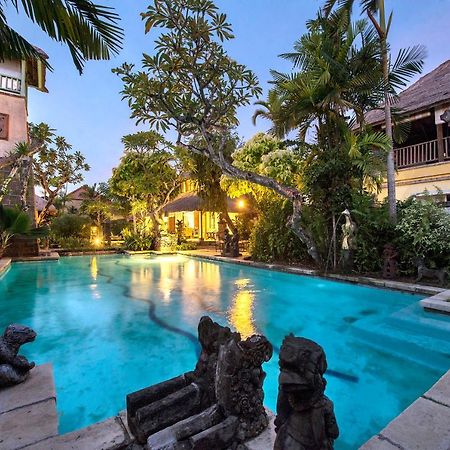 Bebek Cottages Sanur Esterno foto