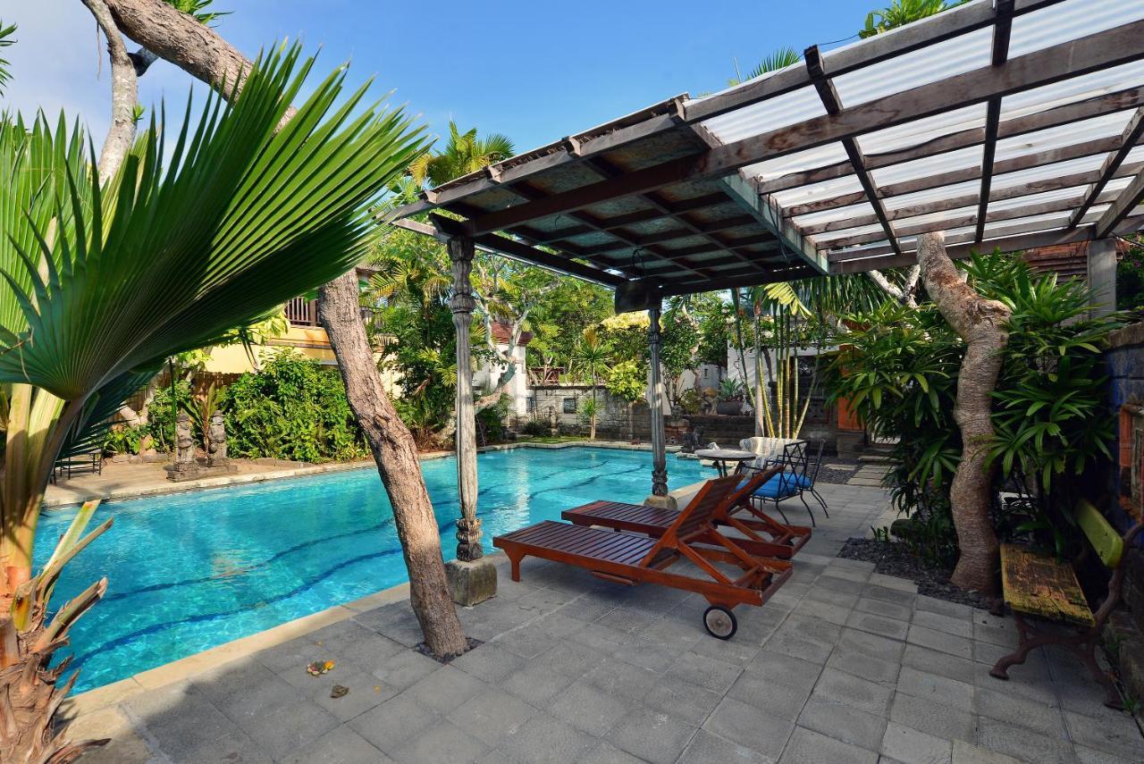 Bebek Cottages Sanur Esterno foto
