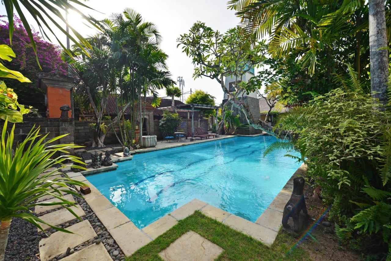 Bebek Cottages Sanur Esterno foto