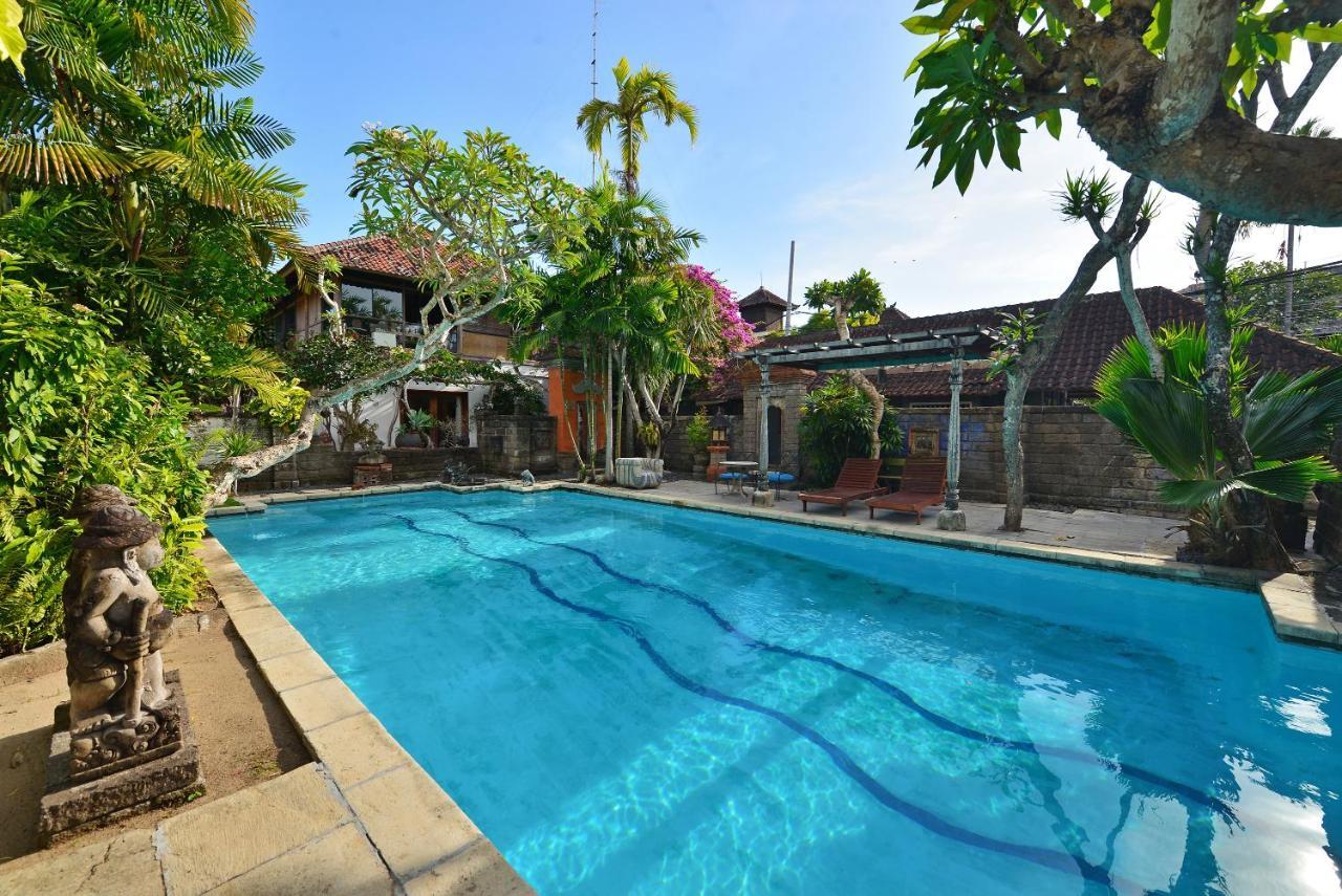 Bebek Cottages Sanur Esterno foto